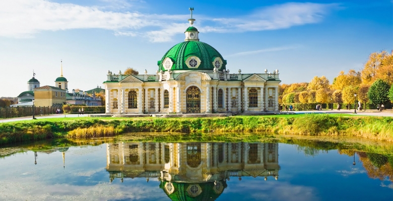 Павильон «Грот» в усадьбе Кусково