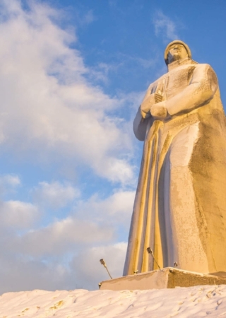 Памятник «Алёша» в Мурманске